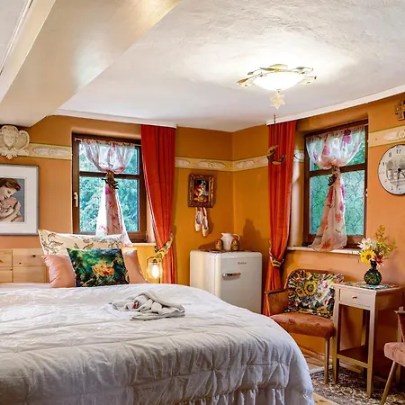 Ferienwohnung-cottage Rhoener Kraeute *