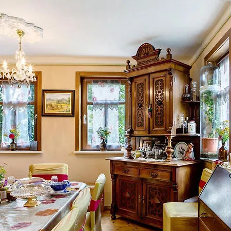 Ferienwohnung-cottage Rhoener Kraeute